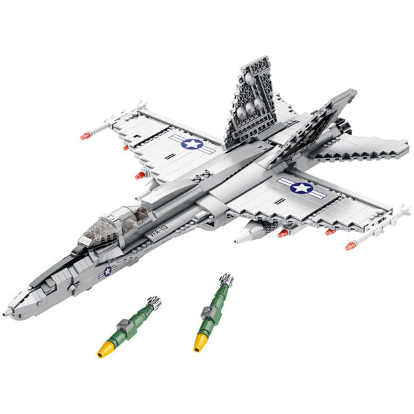 R33022 F18 THE STRIKE FIGHTER 1387PCS