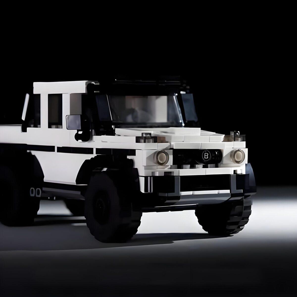PB8811 1:32 The German Luxury Car G63 581PCS - Image 2