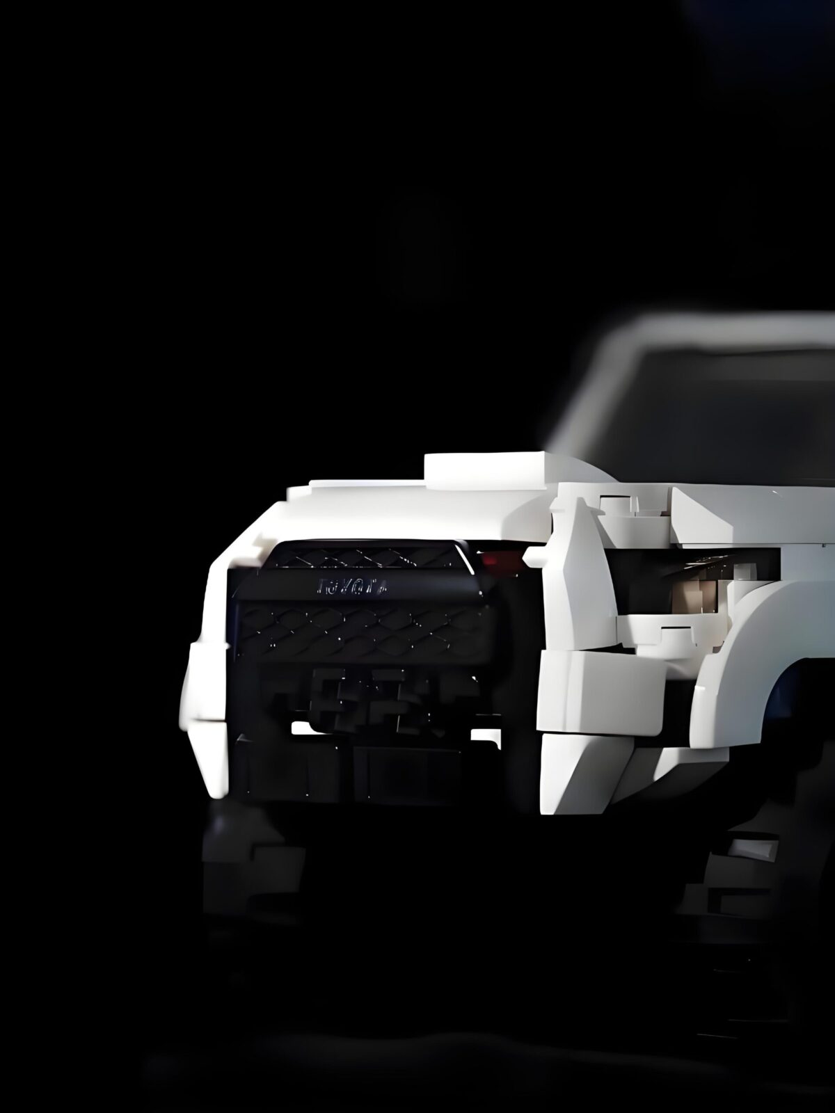 PB8809  1:32 The Toyota 4Runner 540PCS - Image 2