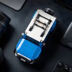 PB8806 1:32 The Toyota Cruiser FJ40 off-road vehicle 622PCS - Image 3