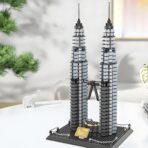 WG5213 The Kuala Lumpur Petronas Towers Minibrick 1160PCS - Image 2