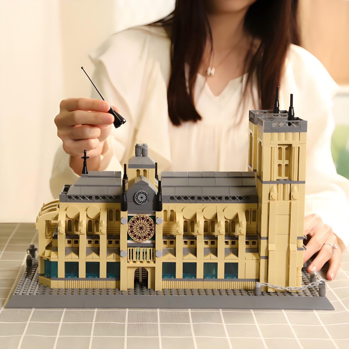 WG5210  The Notre-Dame de Paris Minibrick 1380PCS - Image 4
